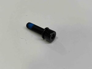 OKAI Cylinder head plum blossom with column bolt - SKU 2040100499 - manufacturer image